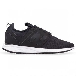 New Balance 247 Sneakers